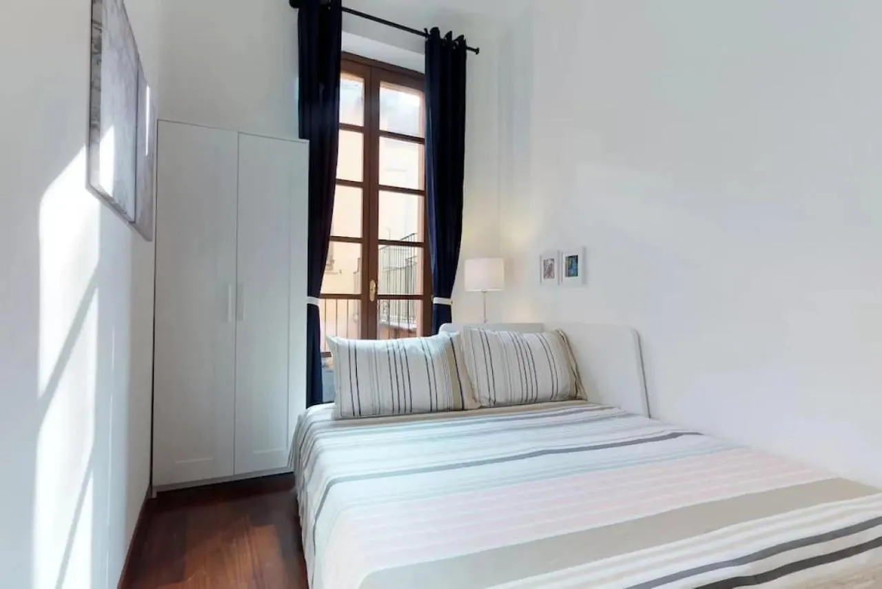 Italianway - Borgospesso 14 Apartment Milan