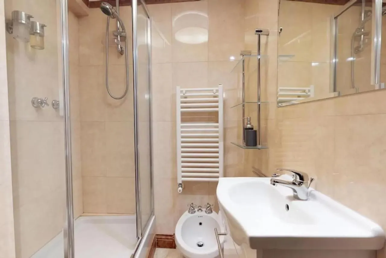 Italianway - Borgospesso 14 Apartment Milan
