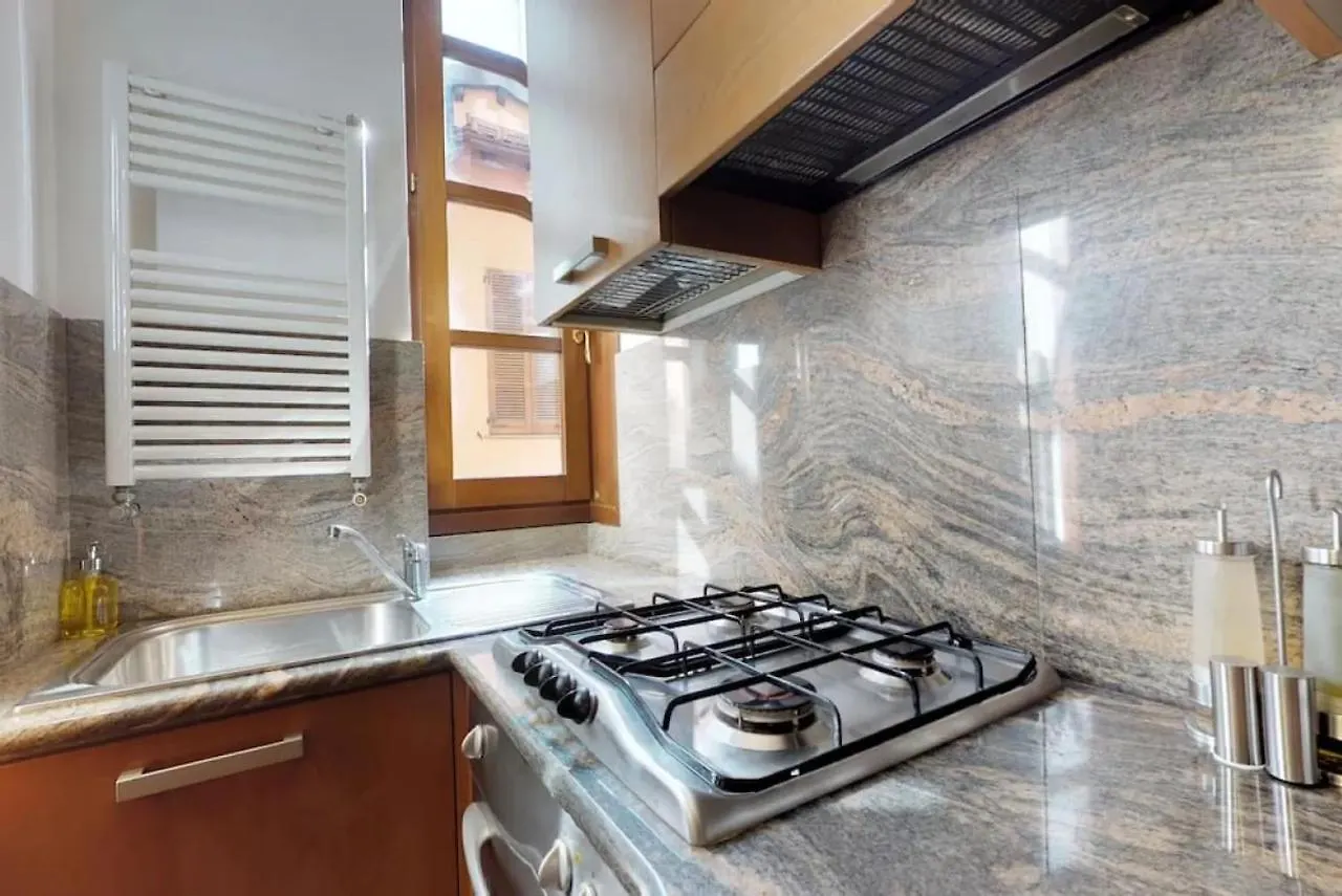 Italianway - Borgospesso 14 Apartment Milan